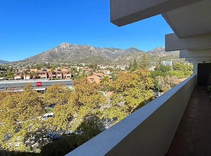 Las Palmeras -marbella Centro- By Completely *